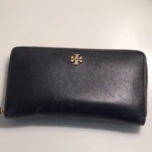 Tory Burch Robinson Wallet